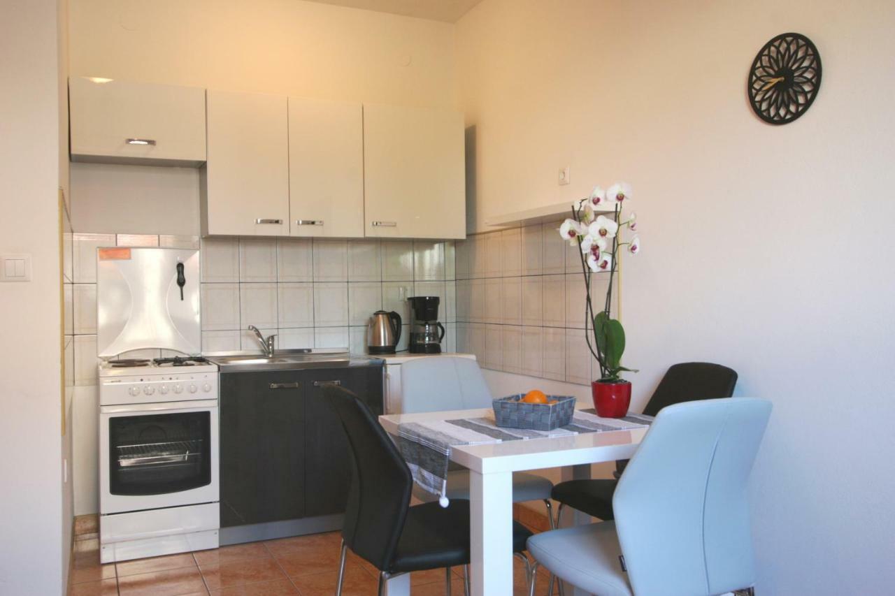 Vesna Apartment Póla Kültér fotó